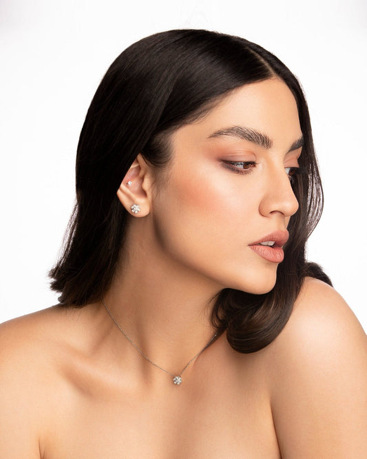 Mini flower Pavé Diamond Stud Earrings - LA'AL