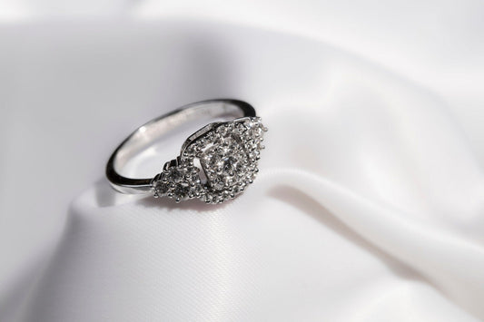 Rectangular Diamond Ring, white gold - LA'AL